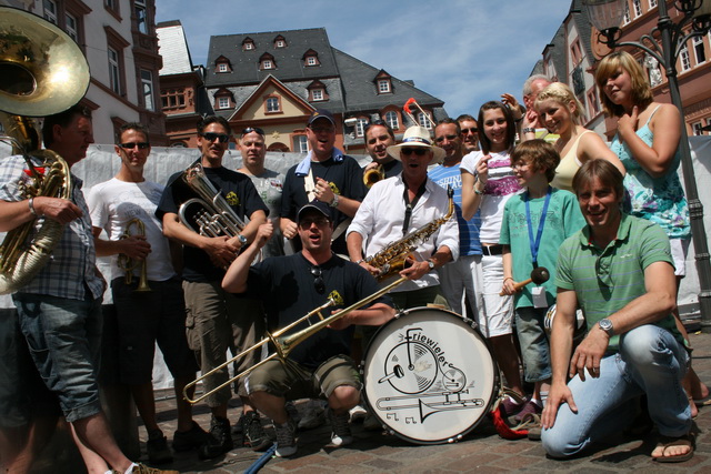 gal/2010/2010 Saitentwist Trier/2010 Saitentwist Trier 27.Juni Altstadtfest 065.jpg